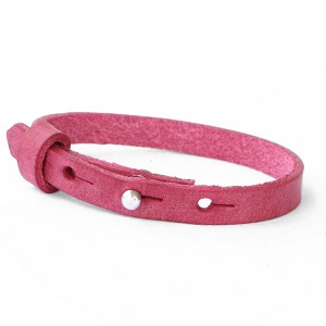 Smalle leren armband kleur rubine pink Smalle leren armband kleur rubine pink
